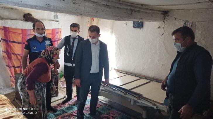 Gördes’te ihtiyaç sahiplerine hasta yatakları teslim edildi G1