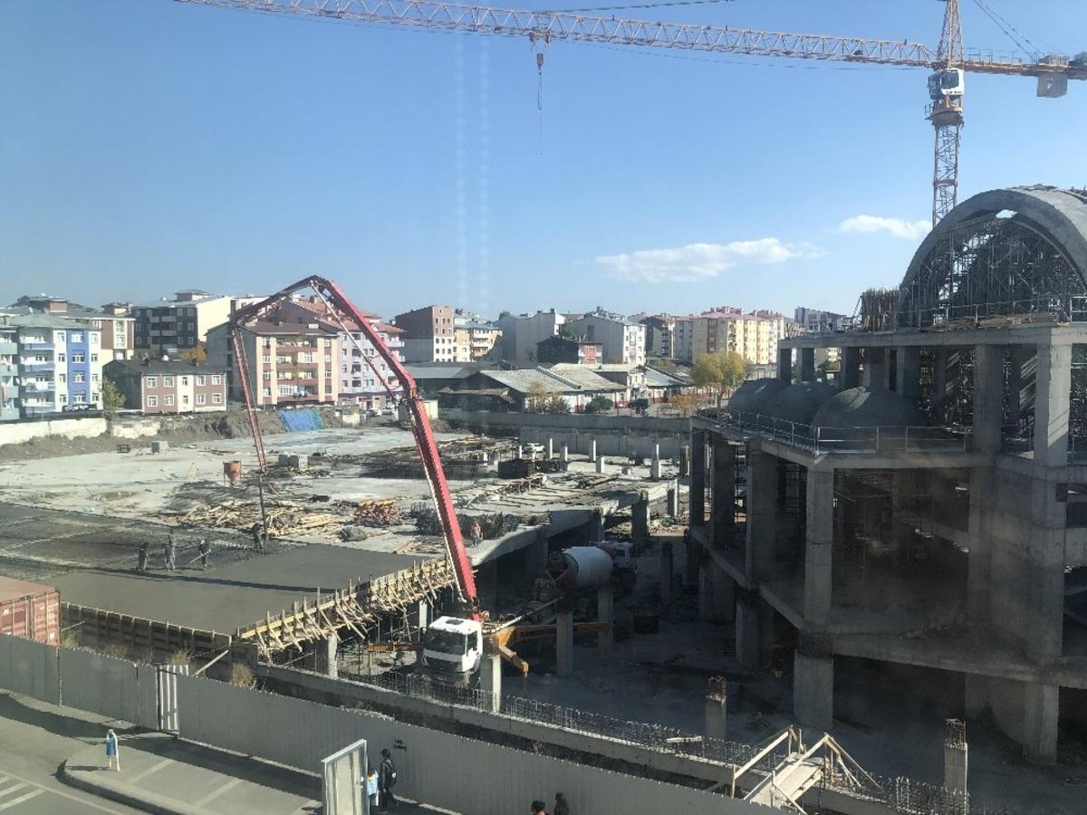 A&ccedil;ıldığında 10 kişi namaz kılacak