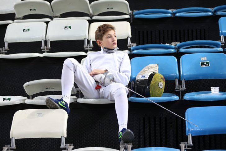 Sakarya'daki 12 ve 14 yaş altı epe açık turnuvası sona erdi G1