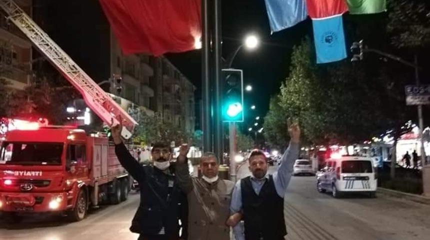 Türk Ocakları Kırşehir Şubesi, Terme Caddesine Azerbaycan Bayrağı astı