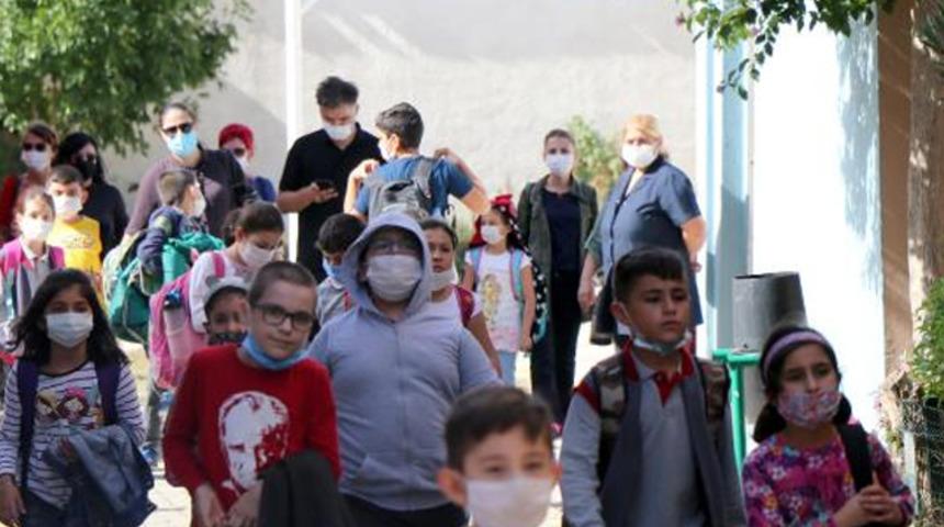 Uzmanından dikkat &ccedil;eken maske uyarısı: Son derece riskli