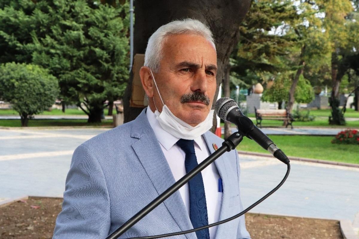 Muhtarlar Derneği Başkanı &Ouml;zt&uuml;rk: "Mahalle muhtarlıklarına t&uuml;zel kişiliğin tekrar verilmesini talep ediyoruz"