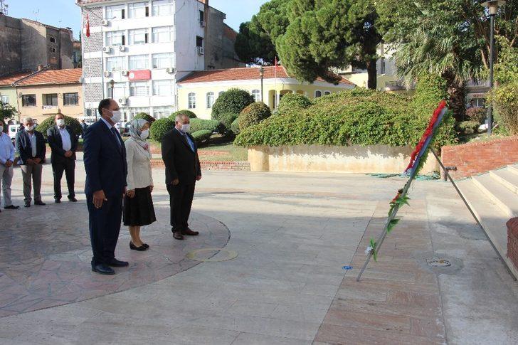 Efeler’de muhtarlar günü düzenlenen tören ile kutlandı G2