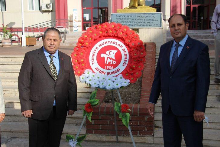 Efeler’de muhtarlar günü düzenlenen tören ile kutlandı G5