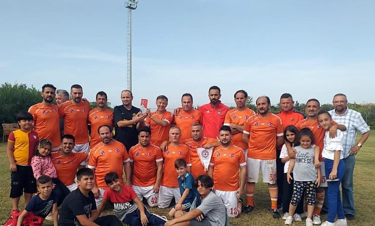 K&ouml;şk Masterlar takımı Antalya&rsquo;dan ikincilikle d&ouml;nd&uuml;