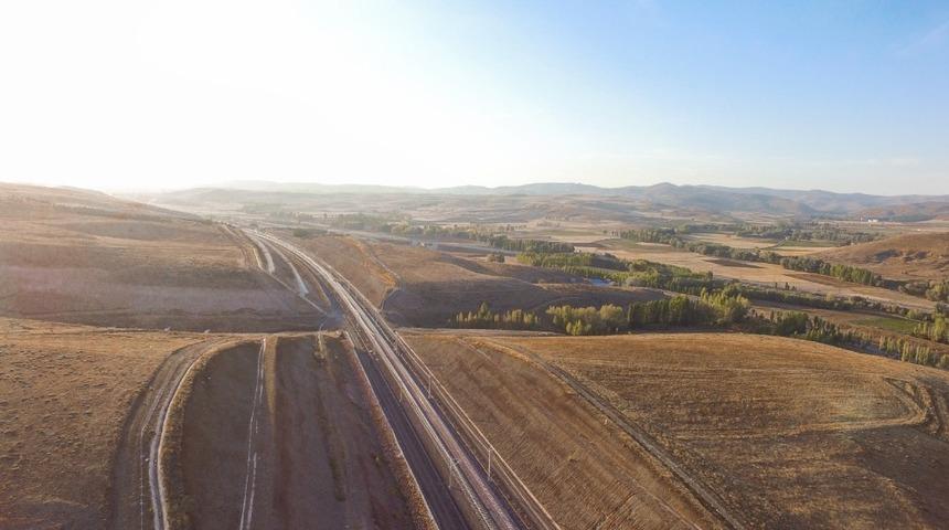 TCDD uyardı, hatlardan uzak durun