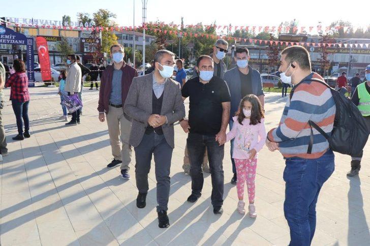 (Özel) Van Gölü sahilinde penaltı ve basketbol yarışması G2