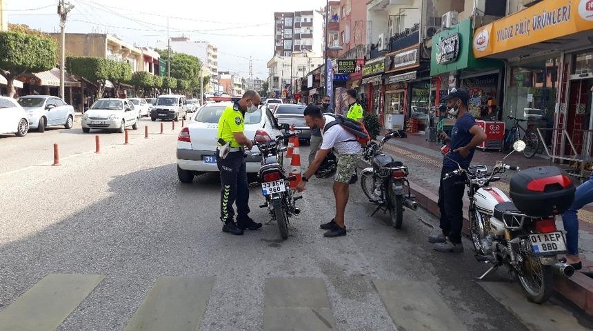 Payas’ta korona denetimi ve motosiklet uygulaması