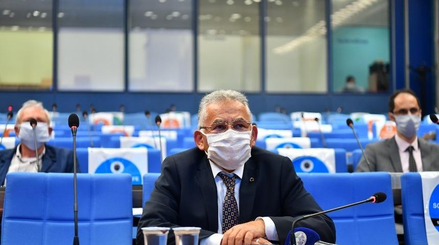 Büyükkılıç yatırımcı daire başkanlarını topladı