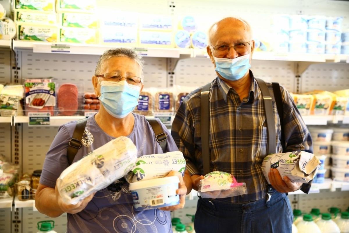 İzmirliler Halk Ege Et&rsquo;e ilgi g&ouml;steriyor