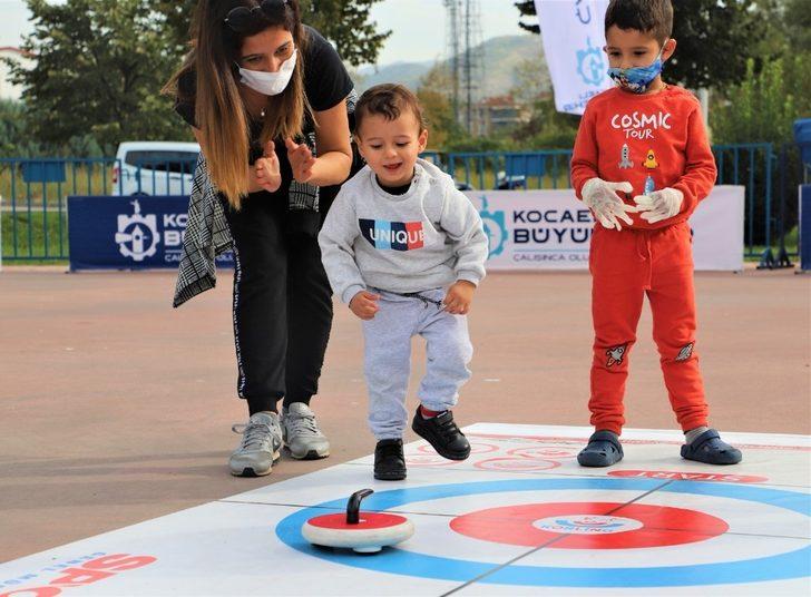Başiskeleliler Floor Curling ile eğlendi G1