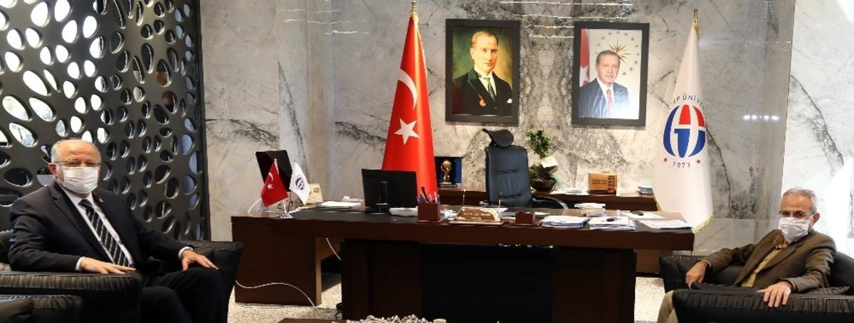 Ko&ccedil;er&lsquo;den Rekt&ouml;r &Ouml;zaydın&rsquo;a hayırlı olsun ziyareti