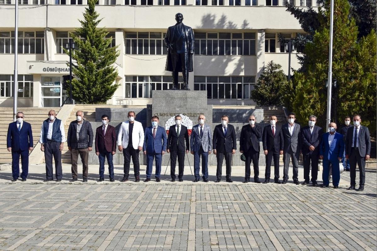 G&uuml;m&uuml;şhane&rsquo;de Muhtarlar G&uuml;n&uuml; kutlandı