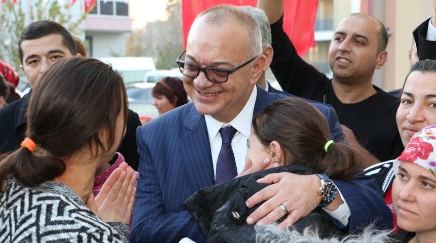 Manisalılar Başkan Erg&uuml;n&rsquo;e g&uuml;veniyor