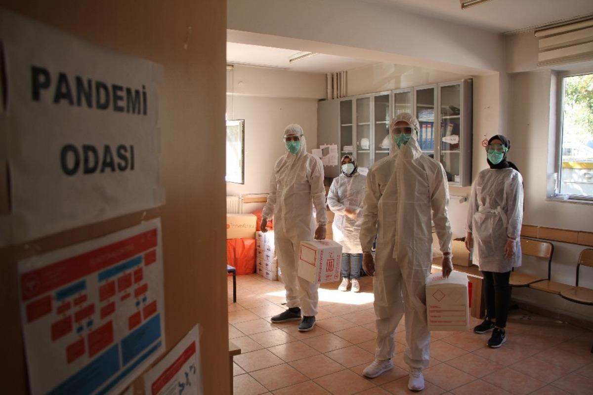 Elazığ&rsquo;da 235 filyasyon ekibi  Covid-19&rsquo;la m&uuml;cadele ediyor