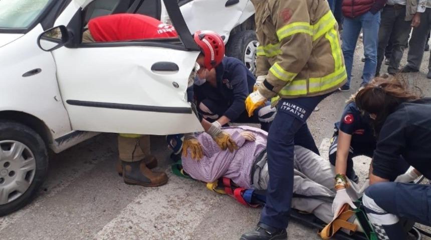 Bandırma&rsquo;da trafik kazası : 1 &ouml;l&uuml;