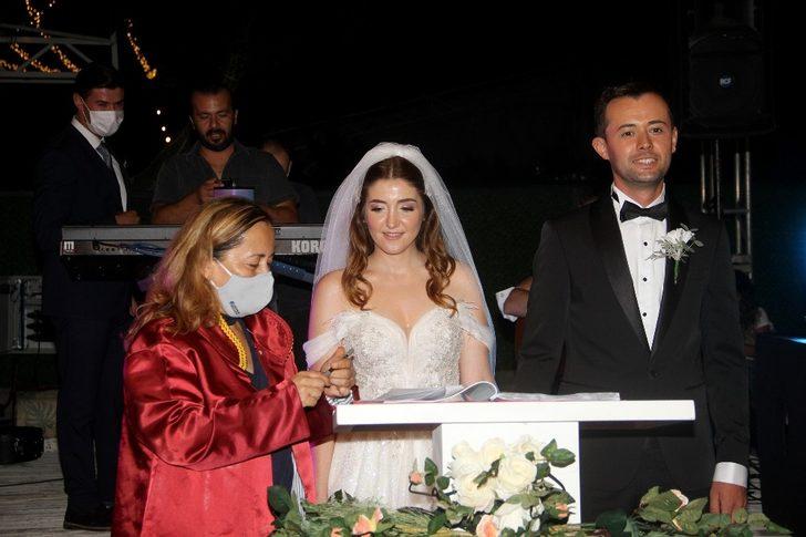 Yörükler Uzunoğlu’nun Kızının Düğünde Bir Araya Geldi G2