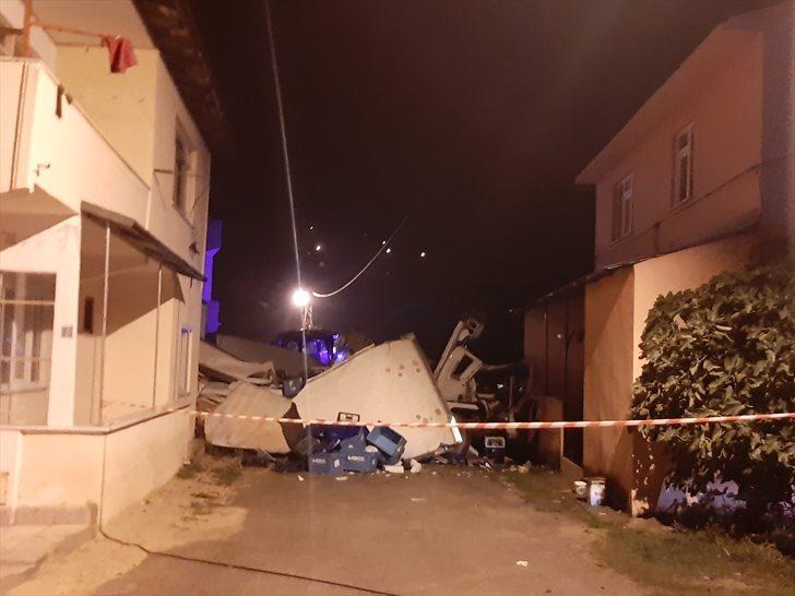 Kastamonu'da evin duvarına çarpan kamyonun şoförü öldü G2