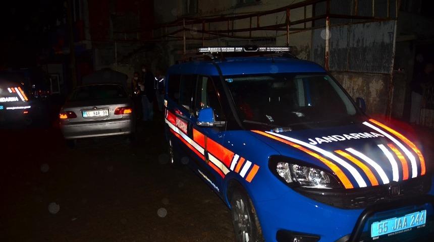 Husumetlisi tarafından bacağından yaralandı