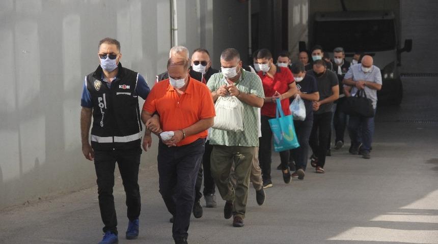 Adana'da tefeci operasyonu! 'İnsanların kanını emiyorlar' e-postası hepsini yakalattı