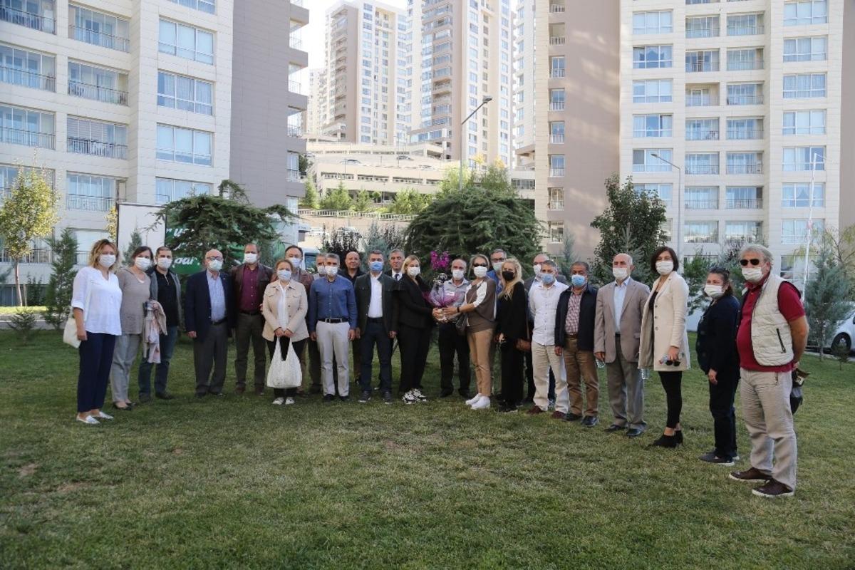 Başkan Şimşek, İncek TOKİ sakinleri ile buluştu