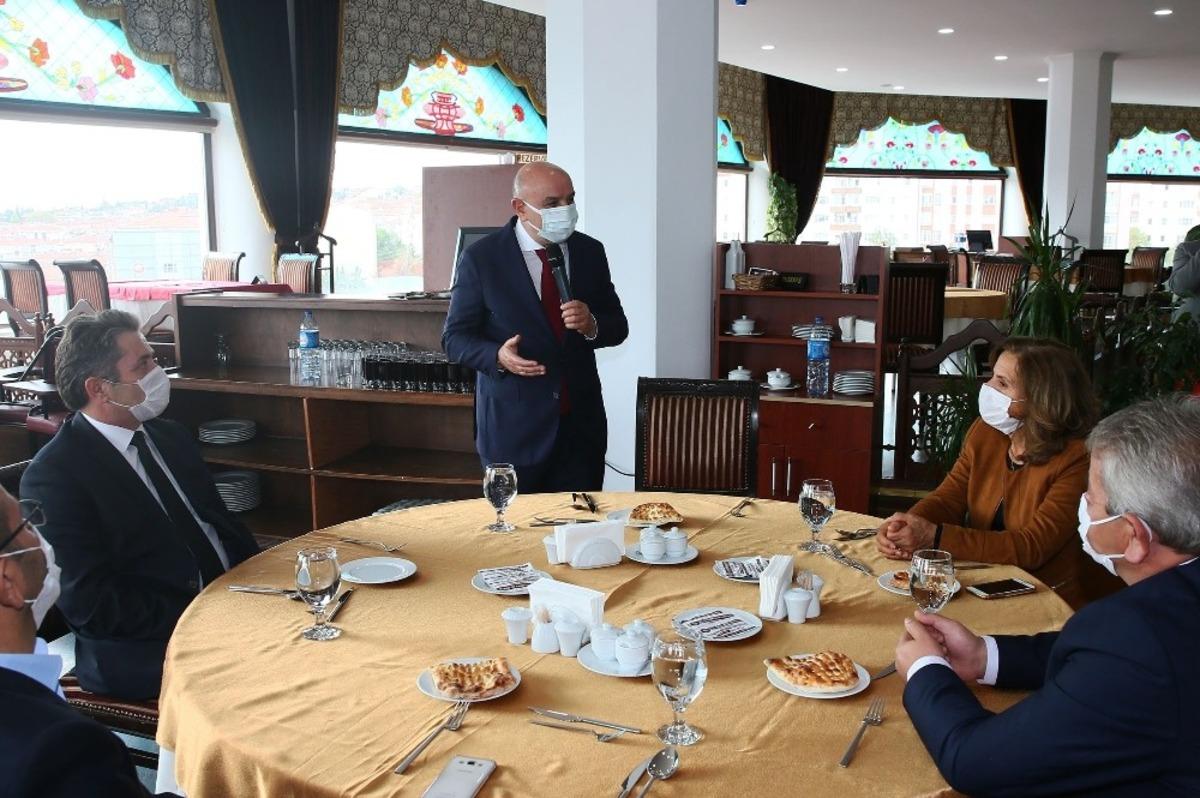 Başkan Altınok: &ldquo;Muhtarlarımız hizmette ilk basamaktır&rdquo;