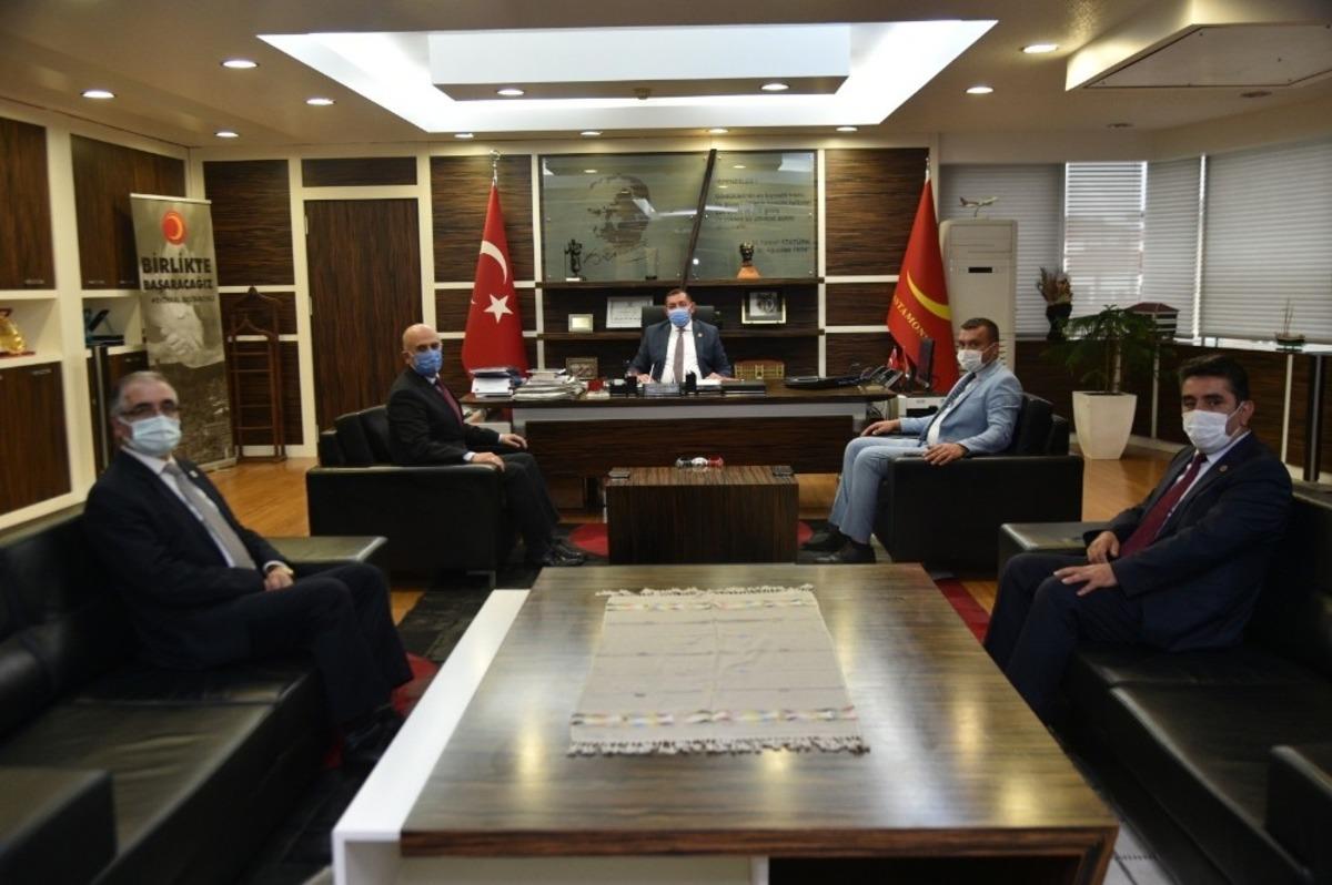 Belediye Başkanı Vidinlioğlu&rsquo;ndan muhtarlara kutlama