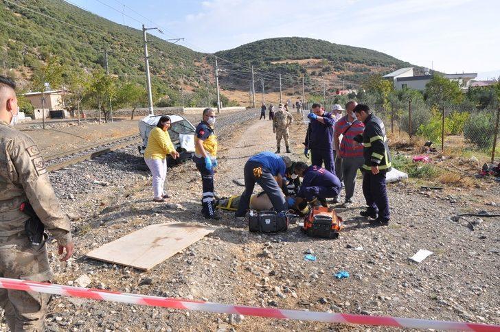 Hemzemin geçitte can pazarı: 2 ölü, 1 yaralı G2