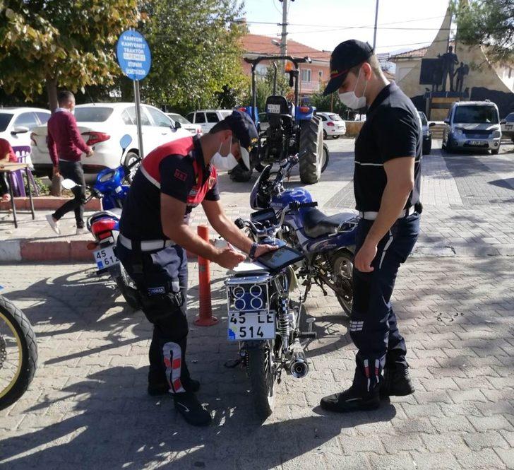 Manisa’da motosikletlere ceza yağdı G3
