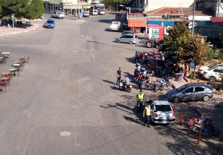 Manisa’da motosikletlere ceza yağdı G5