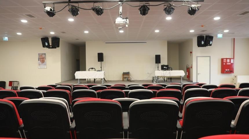 Fen Lisesi’ne 200 kişilik konferans salonu