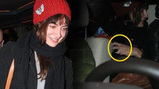 Birce Akalay alyansını çıkardı