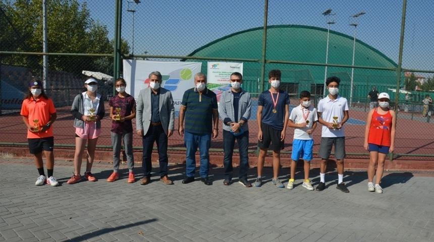 Kortların şampiyonu yine Adıyaman oldu