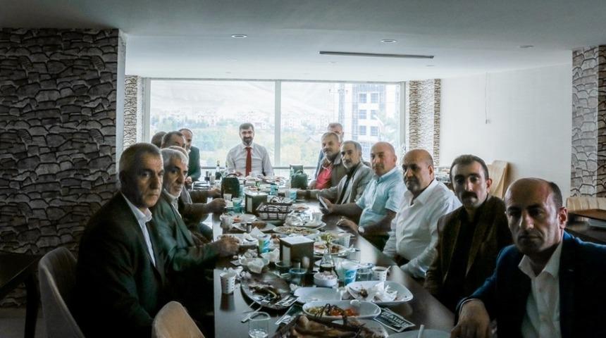 Başkan Tanğlay muhtarlarla bir araya geldi