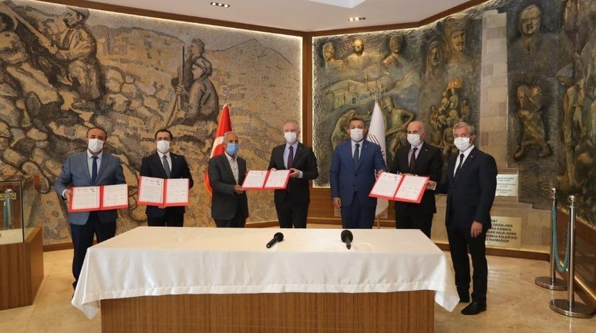 Şahinbey&rsquo;de eğitime destek s&uuml;r&uuml;yor