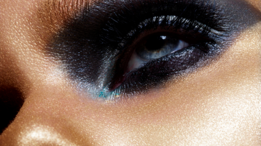 Ucuz g&ouml;steriyor! Yapmayı hemen bırakmanız gereken 5 makyaj hilesi