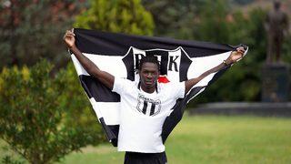 Fabrice N’Sakala: “Şampiyon olursak statta gitar çalacağım”