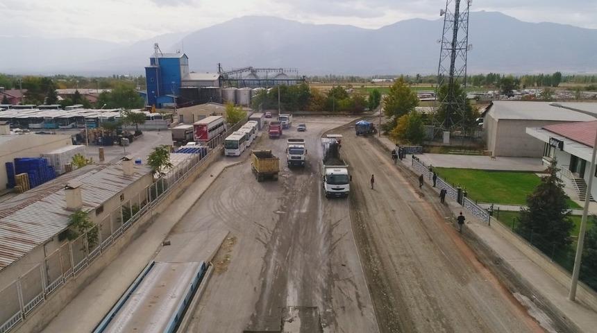 Erzincan&rsquo;da asfalt &ccedil;alışmaları devam ediyor