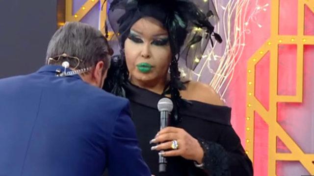 Bülent Ersoy'un vokalistleri sosyal medyayı salladı