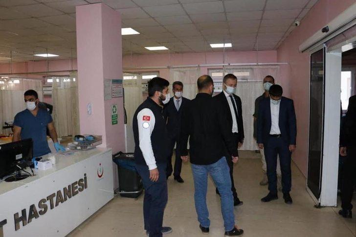 Hizan Kaymakamı Yelek, devlet hastanesini ziyaret etti G2