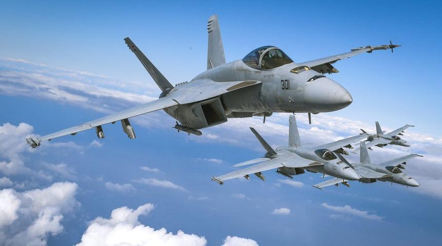 ABD'de F/A-18E Super Hornet tipi savaş uçağı düştü