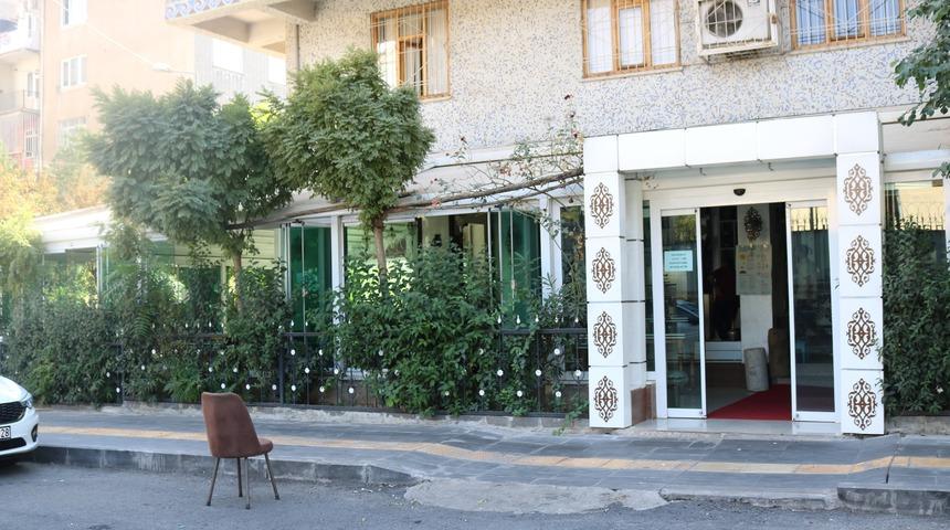 'Tabelasız' kahvaltıcı şaşkına &ccedil;eviriyor! M&uuml;şteri saatlerce d&uuml;kkanı arıyor