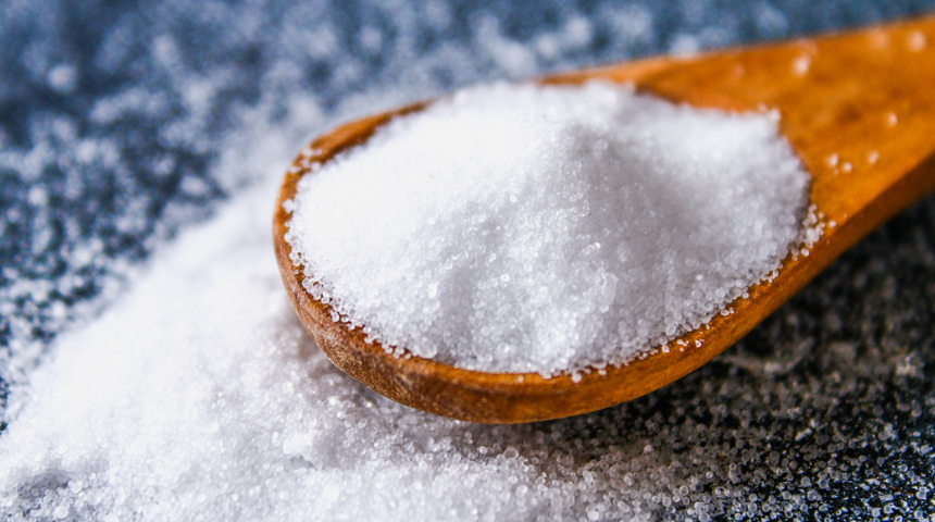 Kırışıklıklar i&ccedil;in buz, solmuş kıyafet i&ccedil;in tuz! Paranız cebinizde kalacak