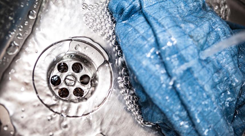 Hep elimizin altında! Temizlik bezlerindeki korkutan tehlike...