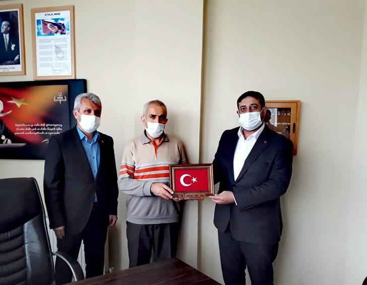 Yeni döneme başlayan okullara ziyret G4