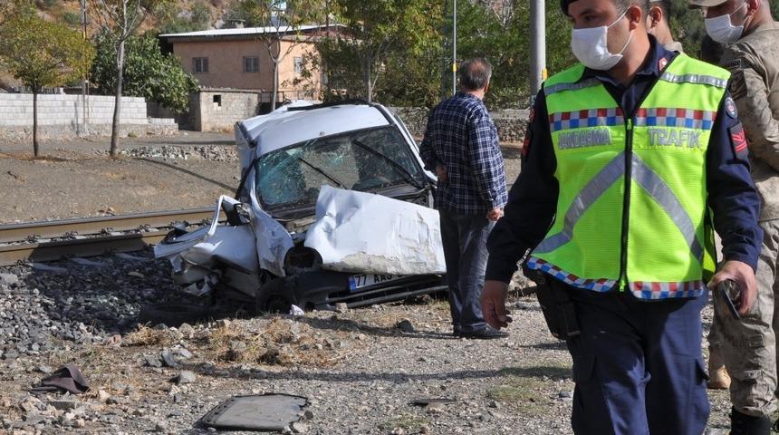 Hemzemin geçitteki kazada ölenlerin cenazeleri ailelerine teslim edildi