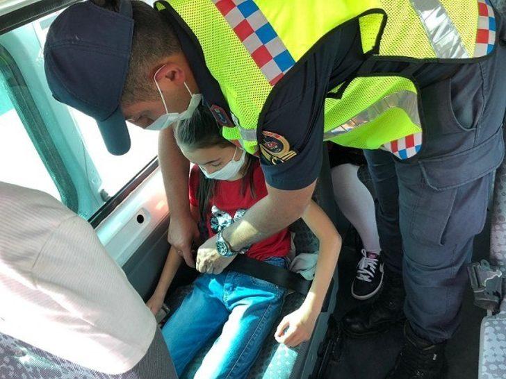 Jandarma okul servislerini denetledi G3