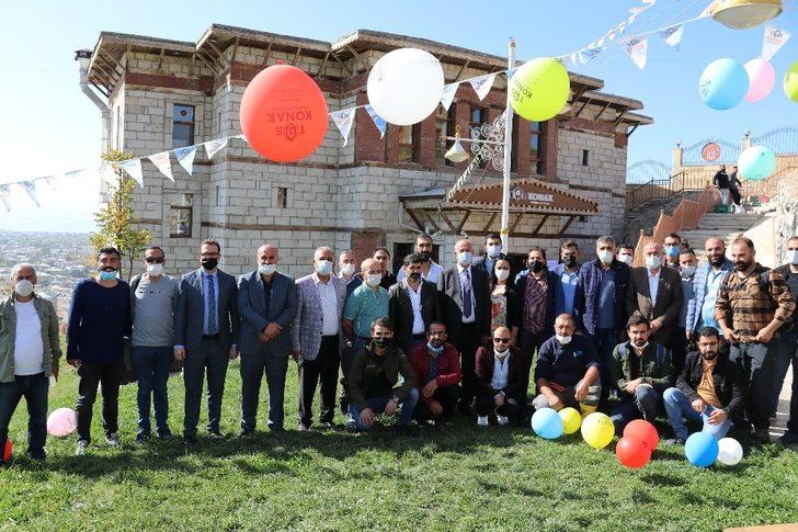 Başkan Akman gazetecilerin gününü kutladı