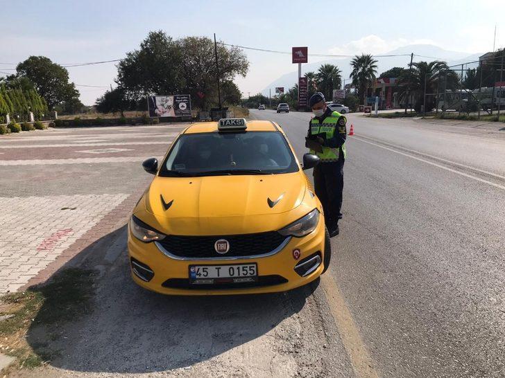 Manisa’da toplu taşıma araçlarında covid-19 denetimi G3