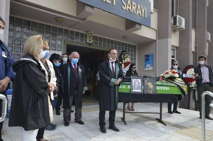 Avukat Ertuğrul, son yolculuğuna uğurlandı G1